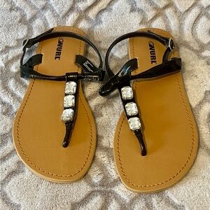 WURL Black Patent Jeweled Sandals Women’s Size 8 – NIB